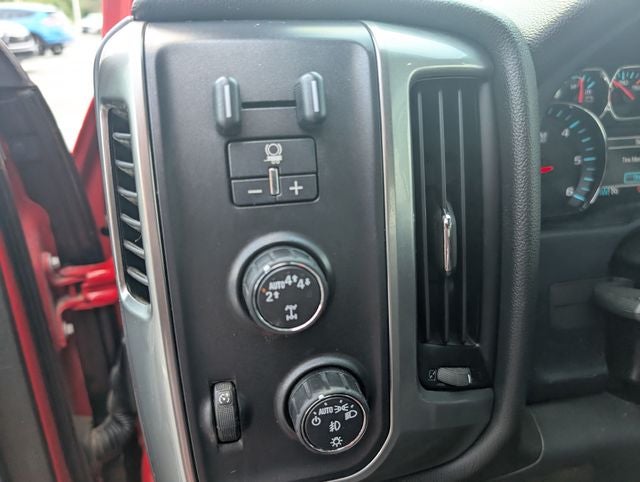 2018 Chevrolet Silverado 1500 LT LT1