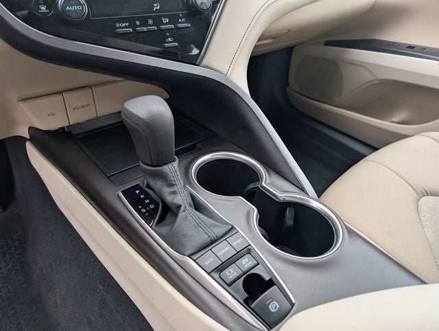 2023 Toyota Camry Hybrid LE