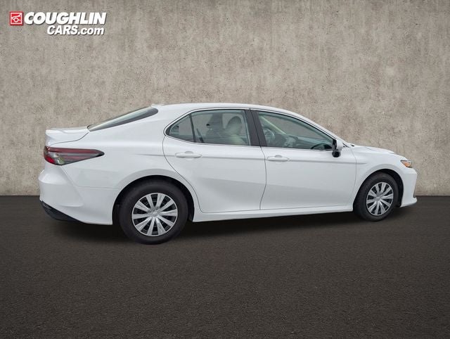 2023 Toyota Camry Hybrid LE