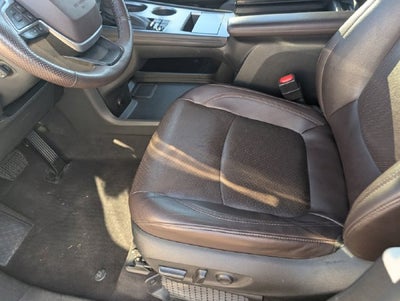 2023 Toyota Sienna Platinum 7 Passenger