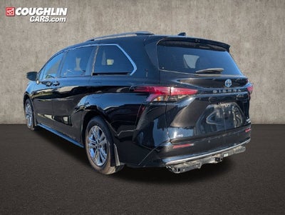 2023 Toyota Sienna Platinum 7 Passenger
