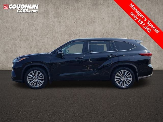 2022 Toyota Highlander Platinum