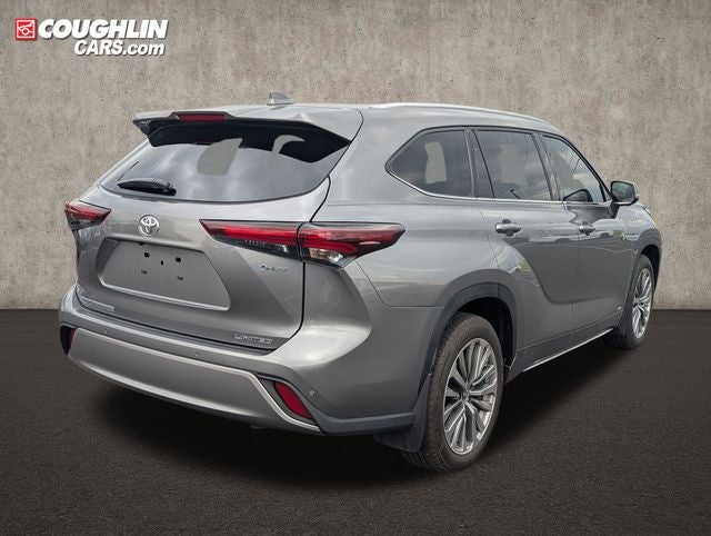 2025 Toyota Highlander Hybrid Limited 25th Edition