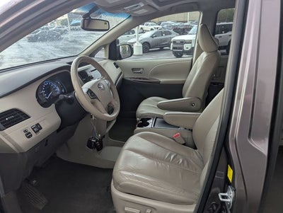 2011 Toyota Sienna XLE