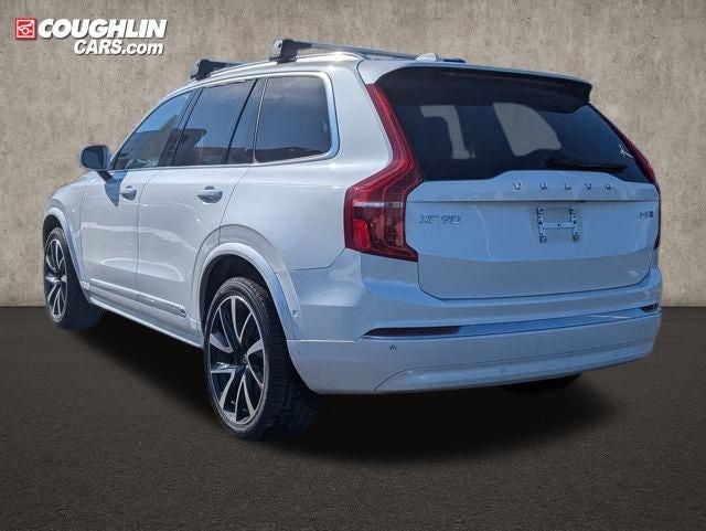 2023 Volvo XC90 B5 Plus