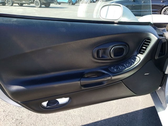 2000 Chevrolet Corvette Base