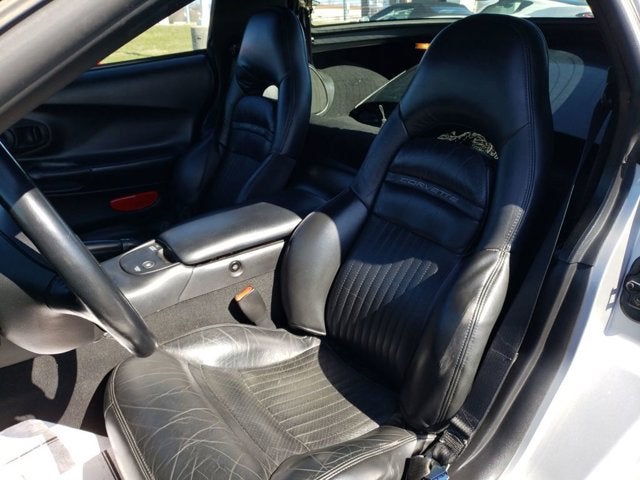 2000 Chevrolet Corvette Base