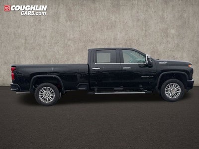 2022 Chevrolet Silverado 3500HD High Country