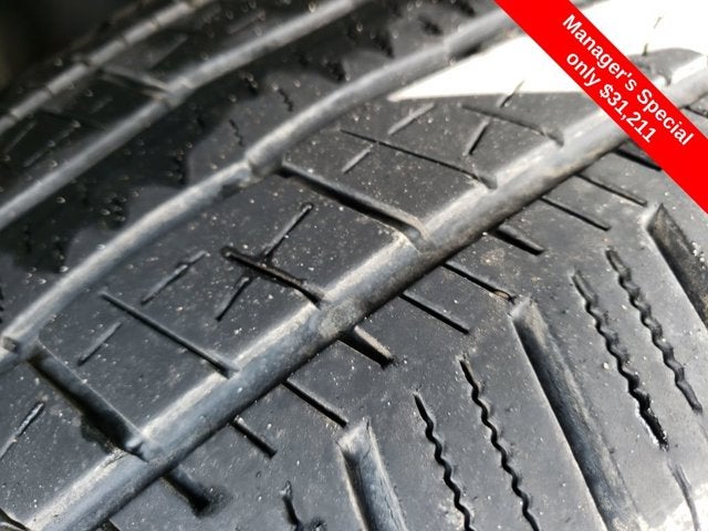 2022 Chevrolet Silverado 1500 4WD Crew Cab 147" Custom