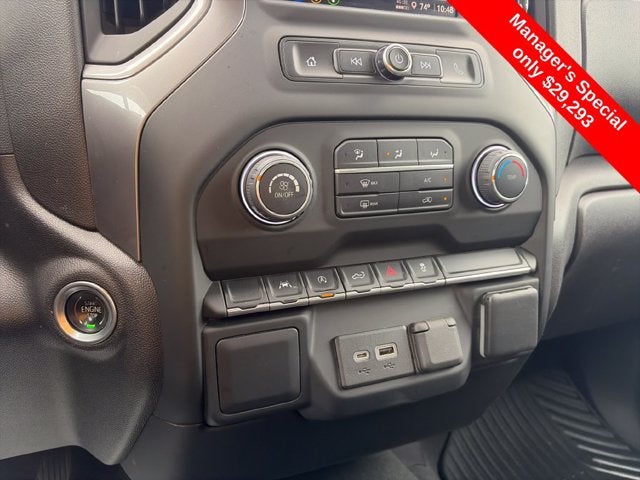 2023 Chevrolet Silverado 1500 4WD Crew Cab 147" Custom