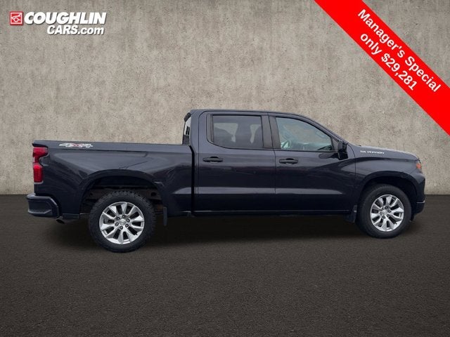 2023 Chevrolet Silverado 1500 4WD Crew Cab 147" Custom