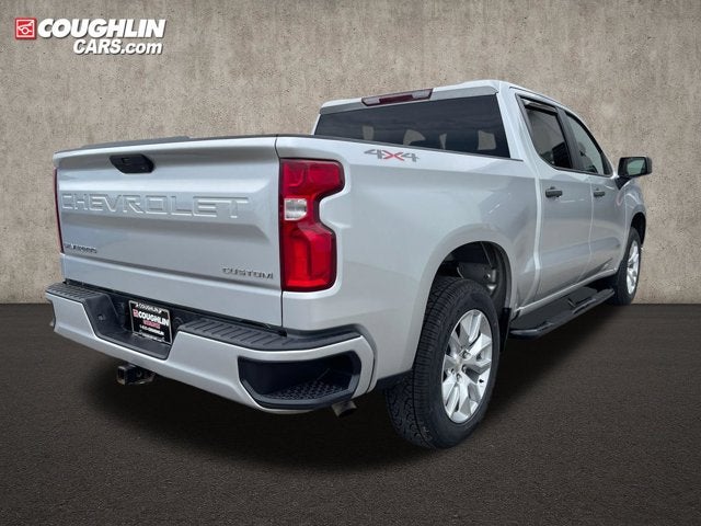 2021 Chevrolet Silverado 1500 4WD Crew Cab 147" Custom