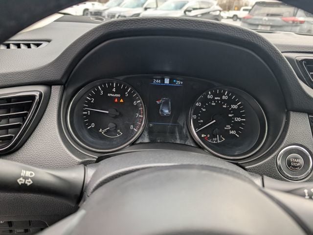 2022 Nissan Rogue Sport SL