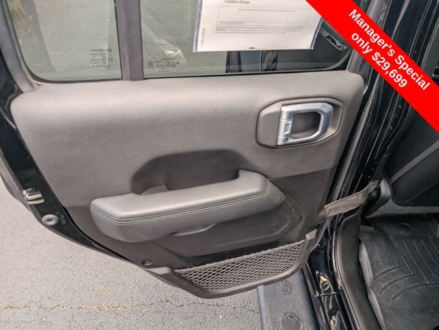2021 Jeep Wrangler Unlimited Sahara Altitude