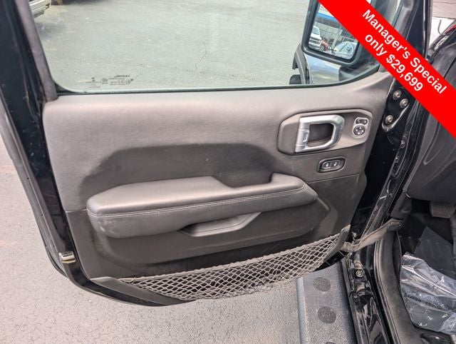 2021 Jeep Wrangler Unlimited Sahara Altitude