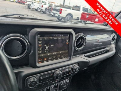 2021 Jeep Wrangler Unlimited Sahara Altitude