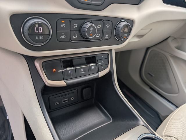 2023 GMC Terrain Denali