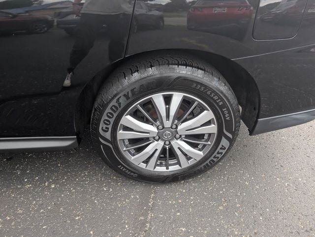2020 Nissan Pathfinder SL