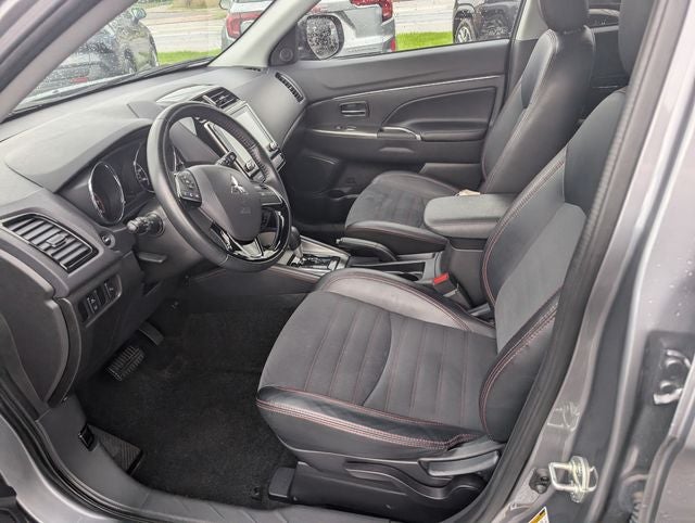 2024 Mitsubishi Outlander Sport SE
