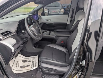 2025 Toyota Sienna XSE