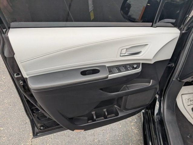 2025 Toyota Sienna XSE