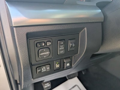 2017 Toyota Tundra 4WD Platinum