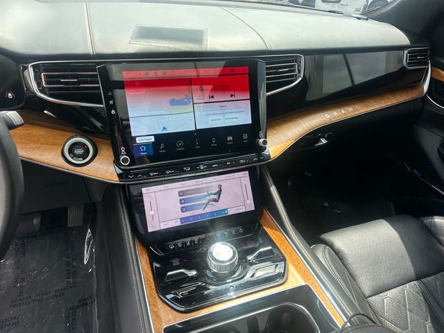 2022 Jeep Grand Wagoneer Series III