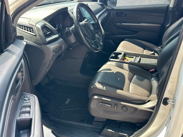 2019 Honda Odyssey EX-L w/Navigation and Rear Entertainment System
