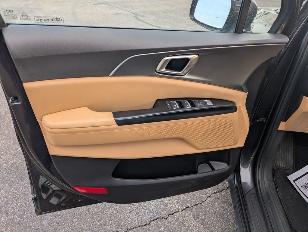 2024 Kia Carnival LX