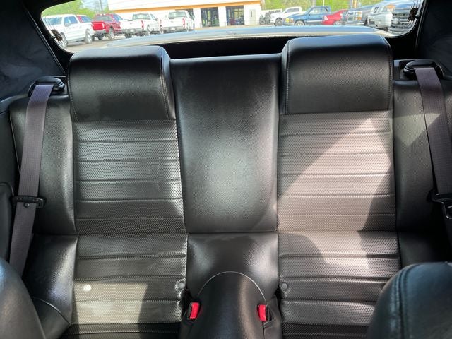 2005 Ford Mustang GT Deluxe