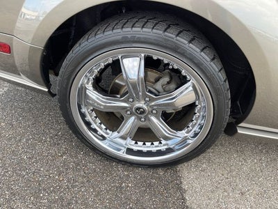 2005 Ford Mustang GT Deluxe