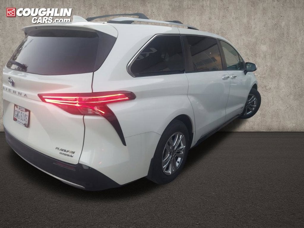 2021 Toyota Sienna Platinum 7 Passenger