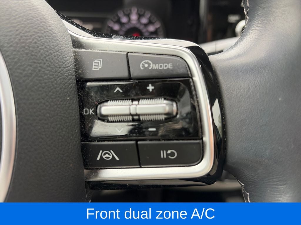 2023 Kia Sorento S