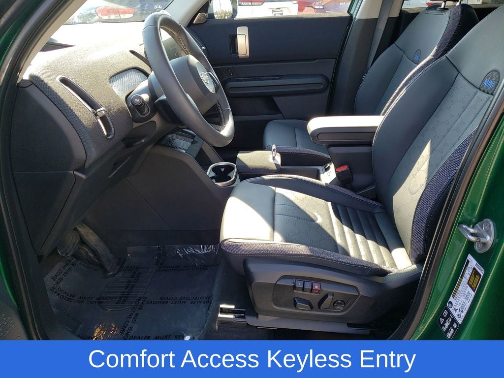 2025 MINI Cooper S Countryman Iconic