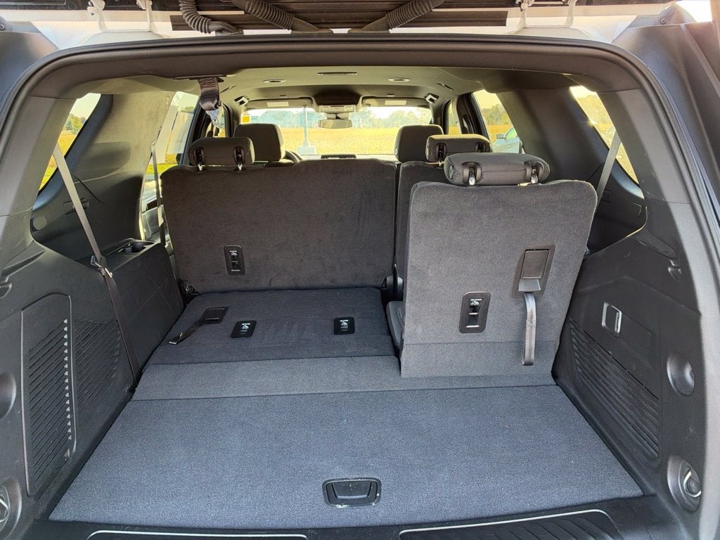 2023 GMC Yukon SLE