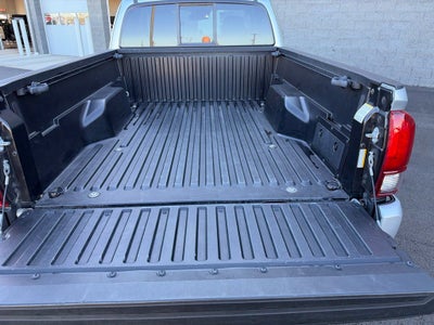 2022 Toyota Tacoma SR5 V6