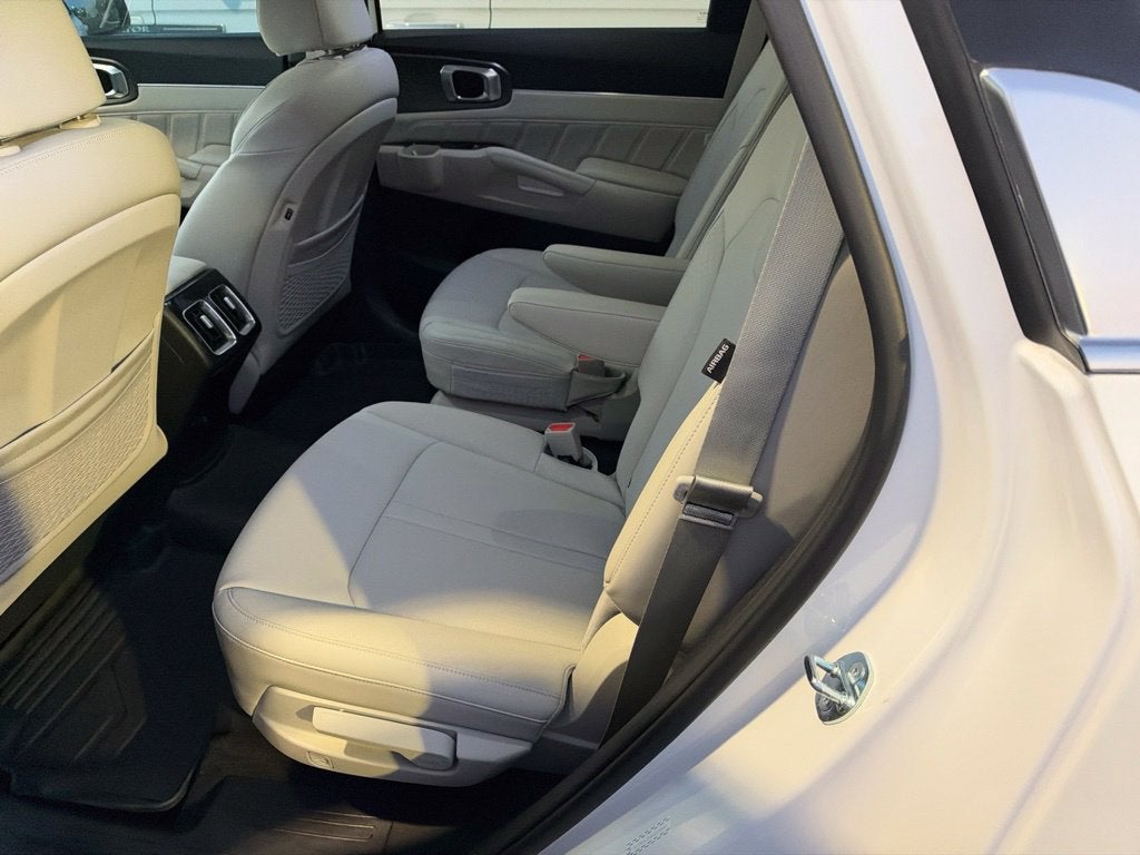 2025 Kia Sorento SX