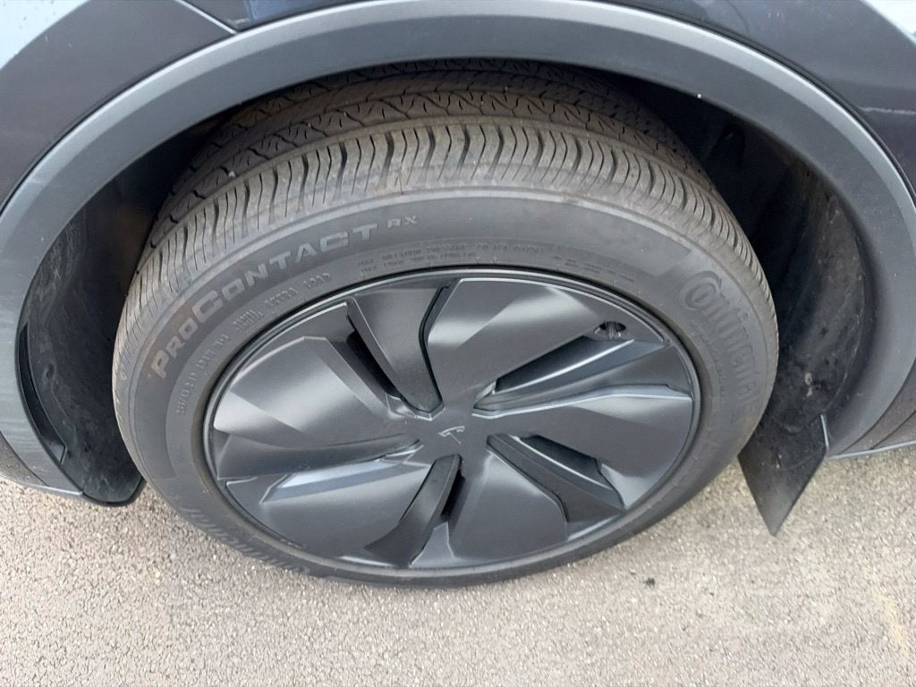 2026 Tesla Model Y Base
