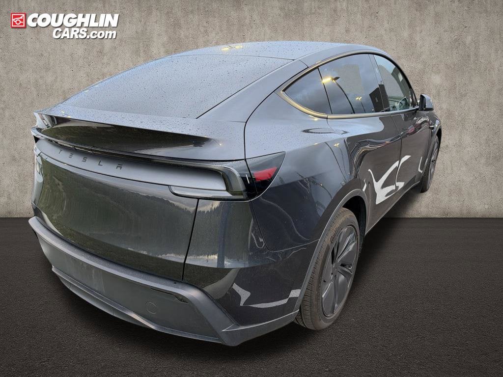 2026 Tesla Model Y Base