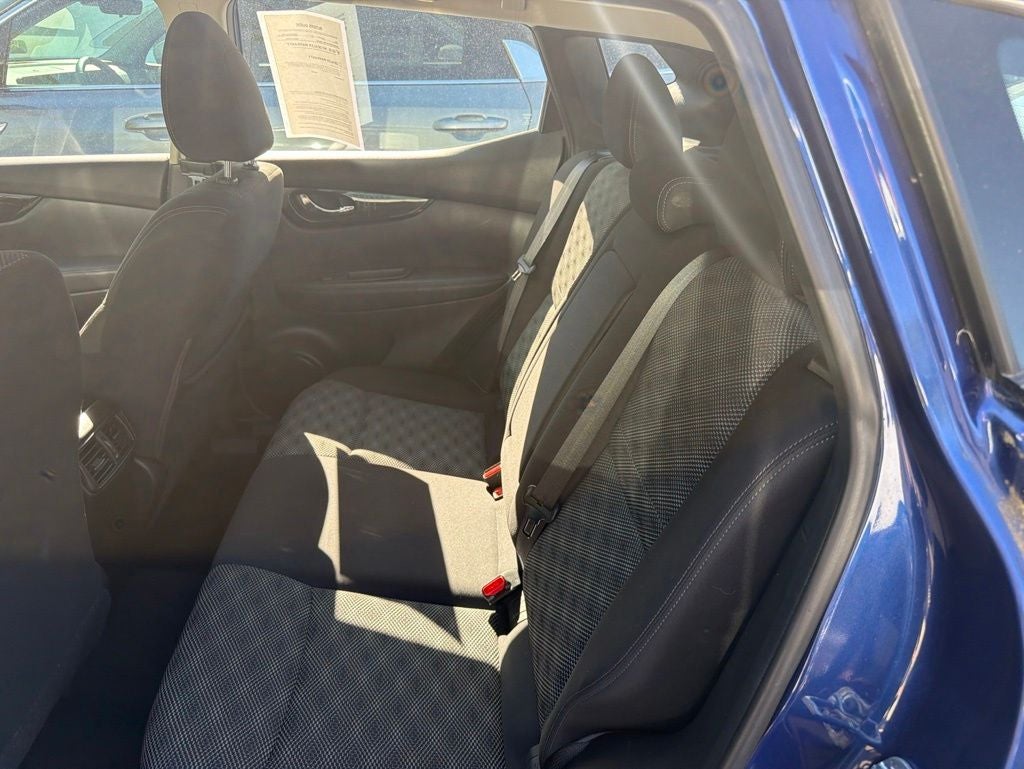 2017 Nissan Rogue Sport SV