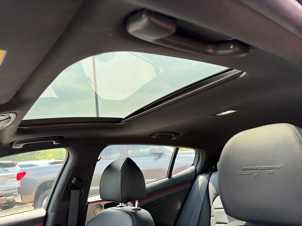 2023 Kia Stinger GT2