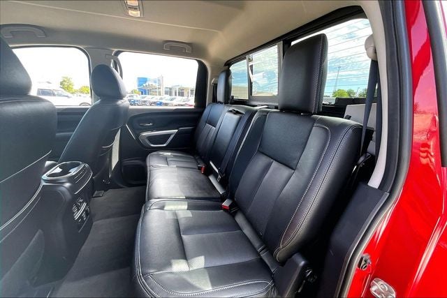 2021 Nissan Titan SV