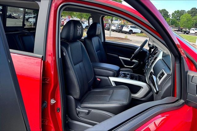 2021 Nissan Titan SV