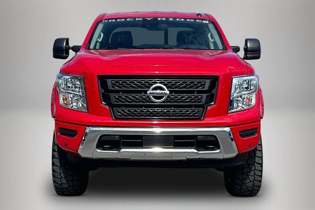 2021 Nissan Titan SV