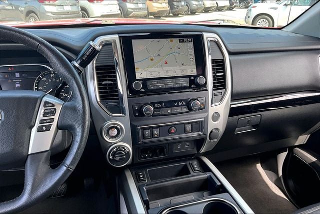 2021 Nissan Titan SV
