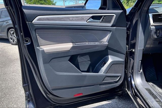2022 Volkswagen Atlas Cross Sport 3.6L V6 SE w/Technology