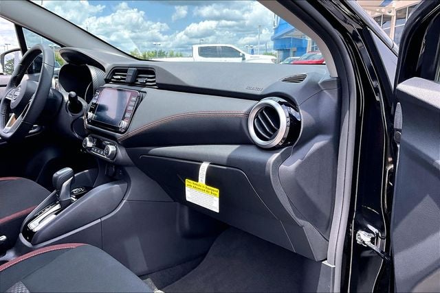 2025 Nissan Versa 1.6 SR