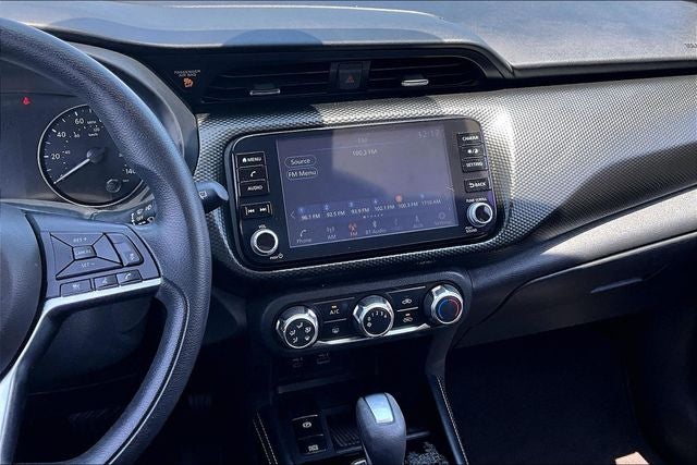 2024 Nissan Kicks SV