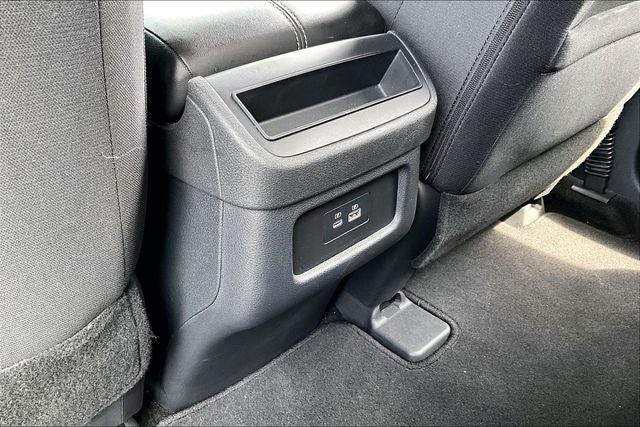 2025 Nissan Pathfinder S