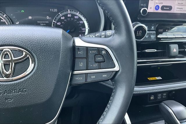 2024 Toyota Highlander Hybrid XLE